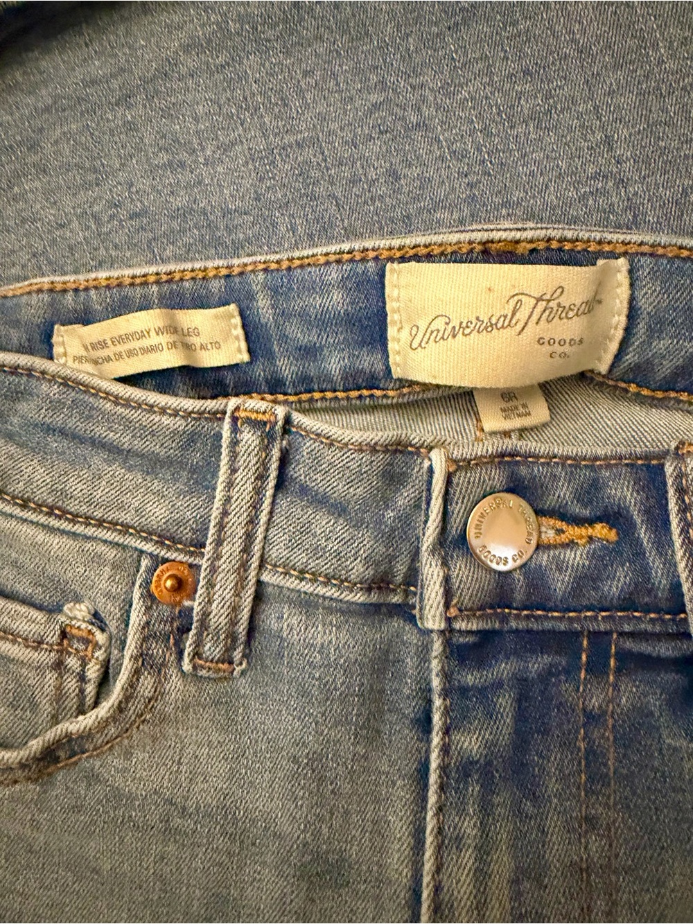 High Rise Wide-Leg Jeans - Picture 4 of 4